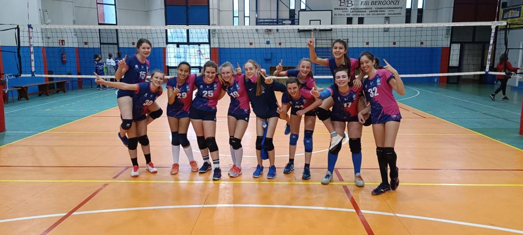 Under 12 SAFA 2000 4 volley